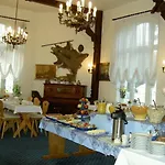 Hotel-pension Seeblick بيت ضيافة 3*