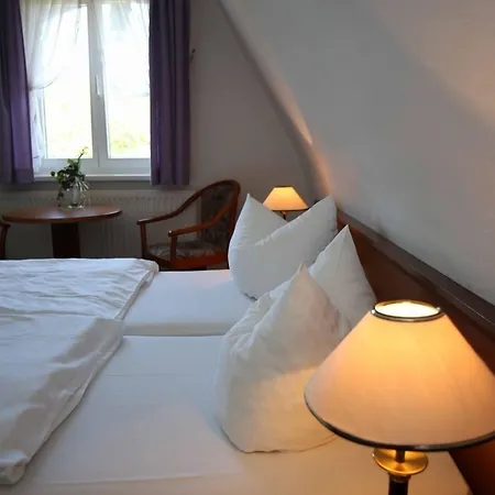 Hotel-pension Seeblick 3*