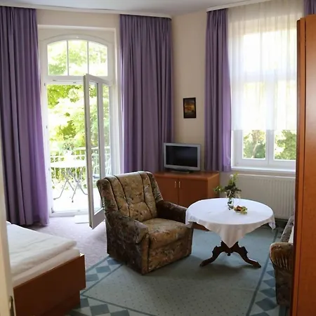 Hotel-pension Seeblick 게스트하우스