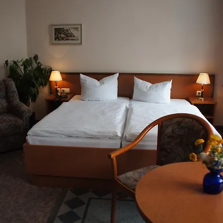 Hotel-pension Seeblick Ostseebad Kühlungsborn