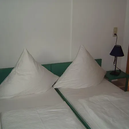 Hotel-pension Seeblick 게스트하우스 Ostseebad Kühlungsborn