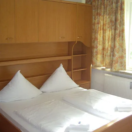 Hotel-pension Seeblick Ostseebad Kühlungsborn